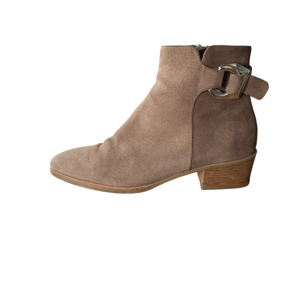 Aquatalia Faria Womens 8 - Taupe Suede Ankle Boots Made in Italy Buckle Side Zip